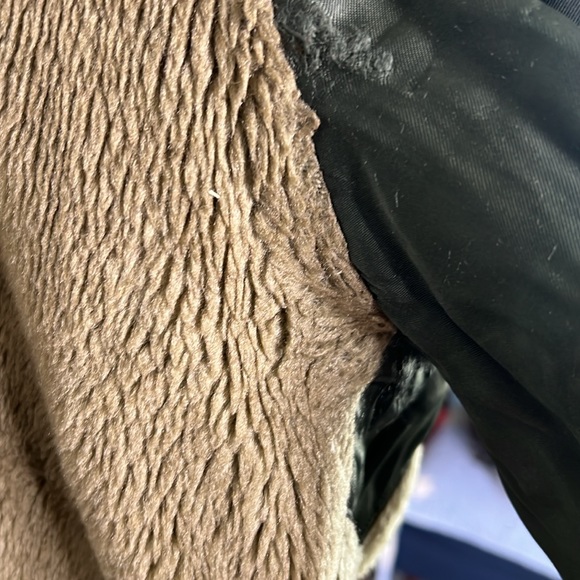 🔹 Vintage 70’s Corduroy Coat with Faux Fur and Wool Lining - Picture 15 of 16